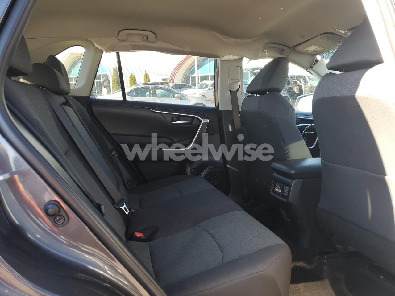 Photo 11 of 2024 TOYOTA RAV4 XLE (VIN 2T3W1RFV4RW323250)
