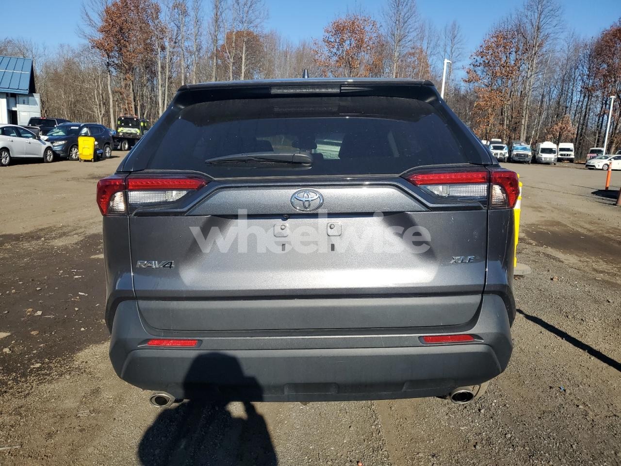 Photo 6 of 2024 TOYOTA RAV4 XLE (VIN 2T3W1RFV4RW323250)