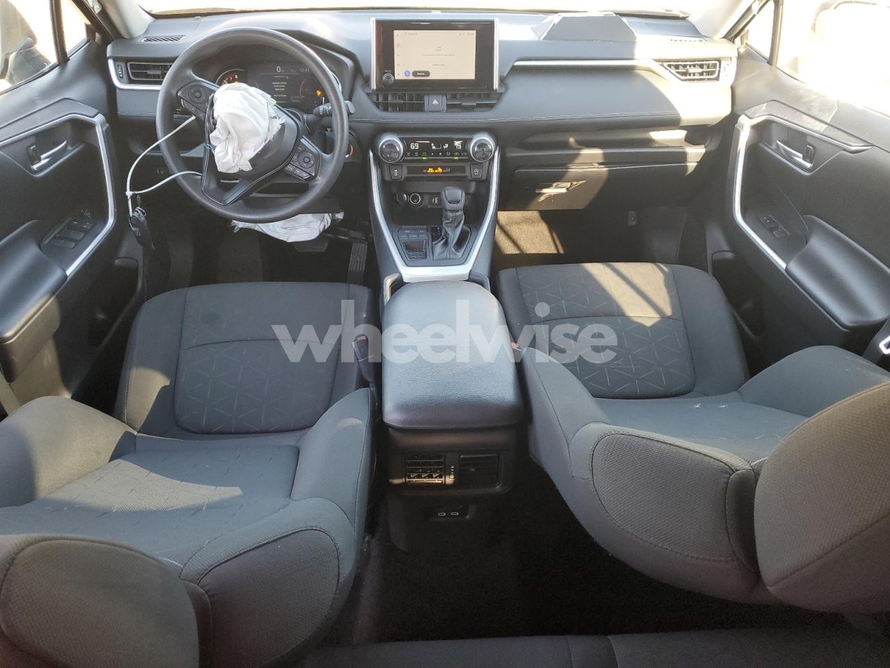 Photo 8 of 2024 TOYOTA RAV4 XLE (VIN 2T3W1RFV4RW323250)