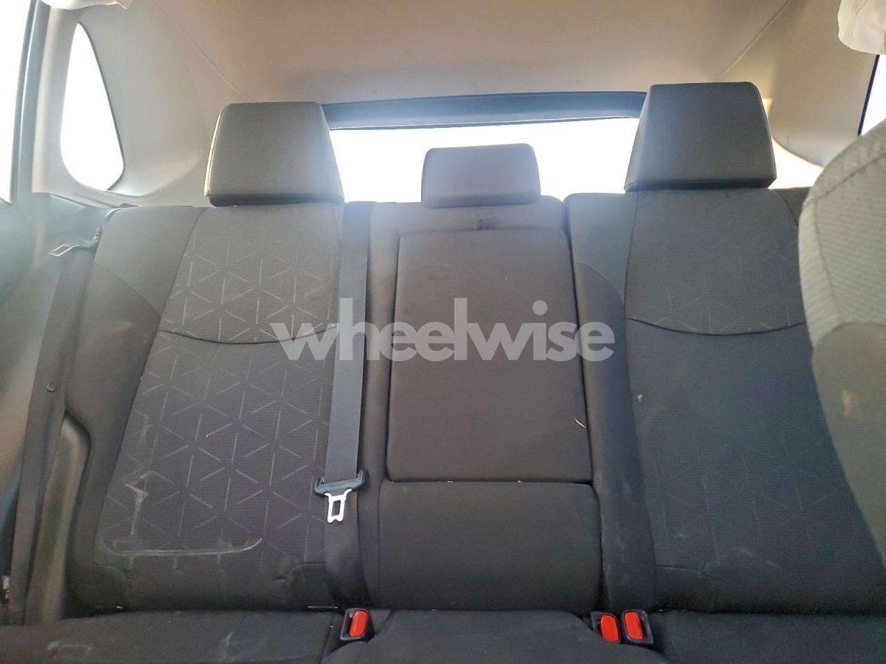 Photo 10 of 2024 TOYOTA RAV4 XLE (VIN 2T3W1RFV4RW333101)