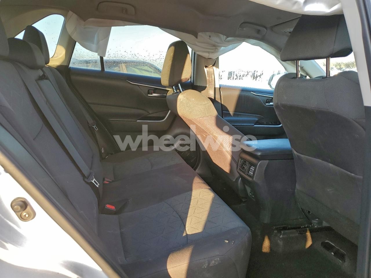 Photo 11 of 2024 TOYOTA RAV4 XLE (VIN 2T3W1RFV4RW333101)