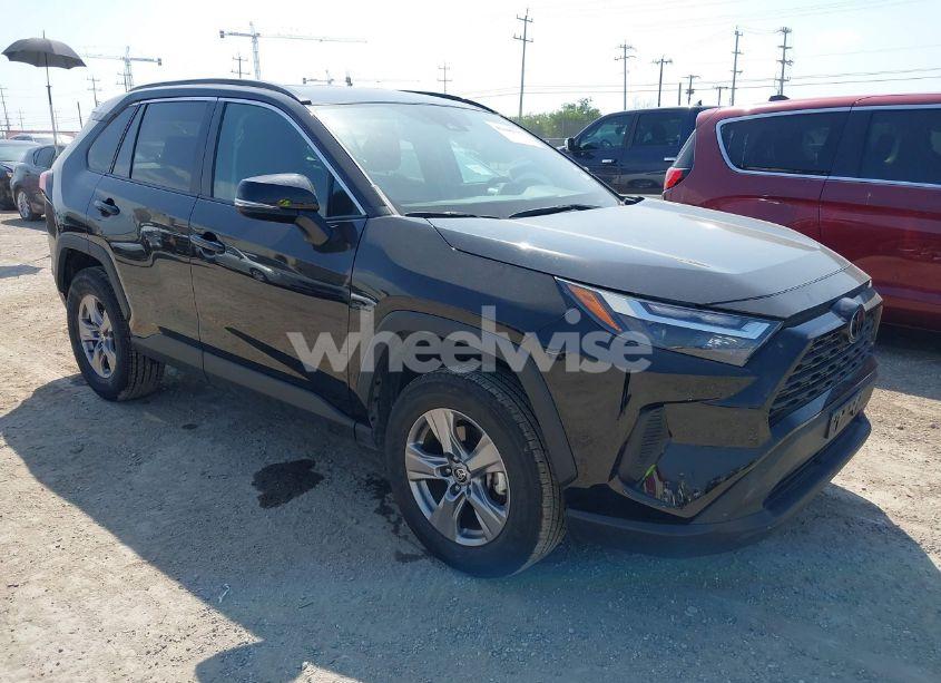 2024 Toyota Rav4 XLE (VIN 2T3W1RFV4RW337844) main photo