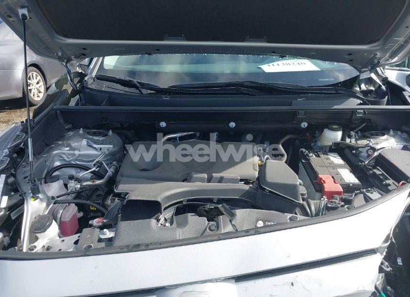 Photo 10 of 2024 Toyota Rav4 XLE (VIN 2T3W1RFV4RW340372)