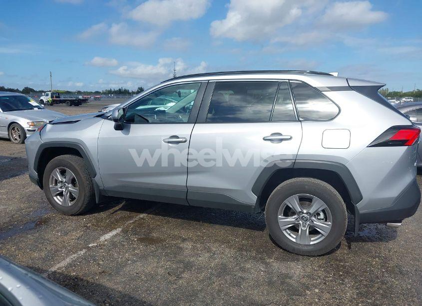 Photo 14 of 2024 Toyota Rav4 XLE (VIN 2T3W1RFV4RW340372)
