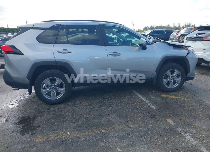 Photo 4 of 2024 Toyota Rav4 XLE (VIN 2T3W1RFV4RW340372)