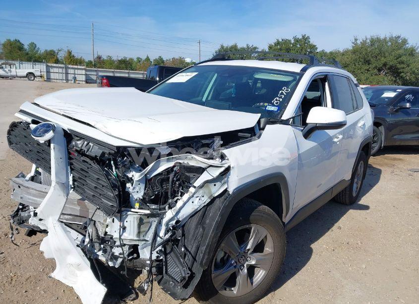 Photo 2 of 2024 Toyota Rav4 XLE (VIN 2T3W1RFV4RW345085)