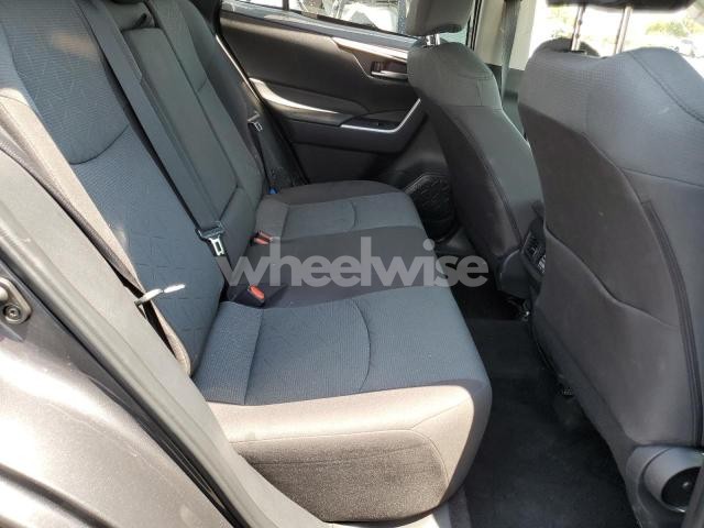 Photo 4 of 2025 TOYOTA RAV4 XLE (VIN 2T3W1RFV4SW383891)