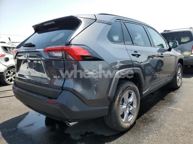 Photo 5 of 2025 TOYOTA RAV4 XLE (VIN 2T3W1RFV4SW383891)