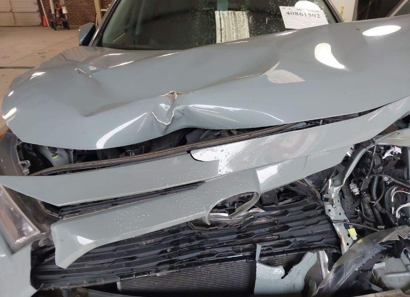 Photo 10 of 2019 Toyota Rav4 XLE (VIN 2T3W1RFV5KC004463)