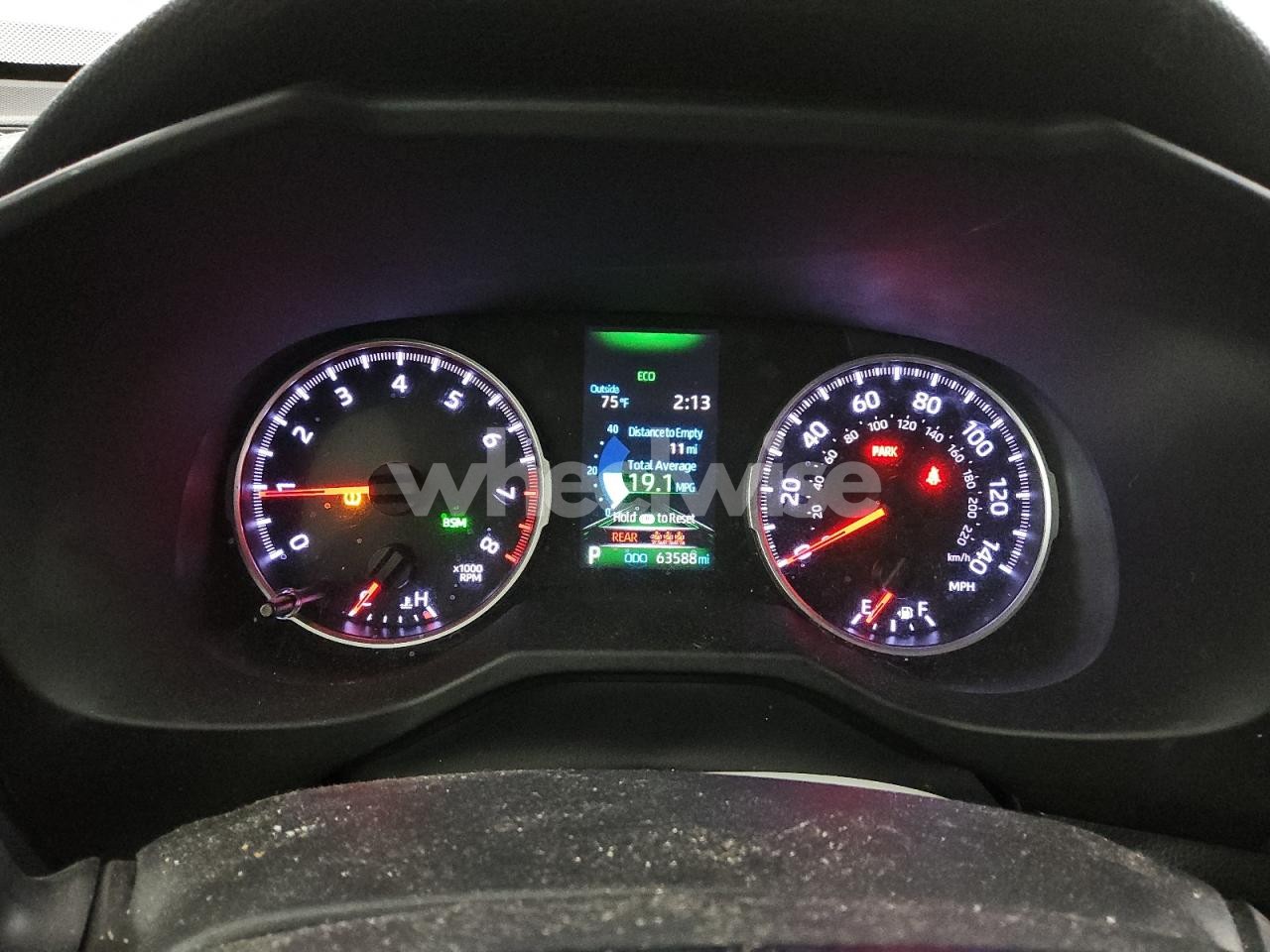 Photo 9 of 2019 TOYOTA RAV4 XLE (VIN 2T3W1RFV5KC024938)