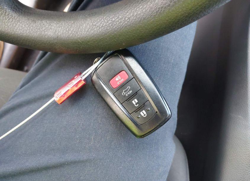 Photo 11 of 2019 Toyota Rav4 XLE (VIN 2T3W1RFV5KW008284)