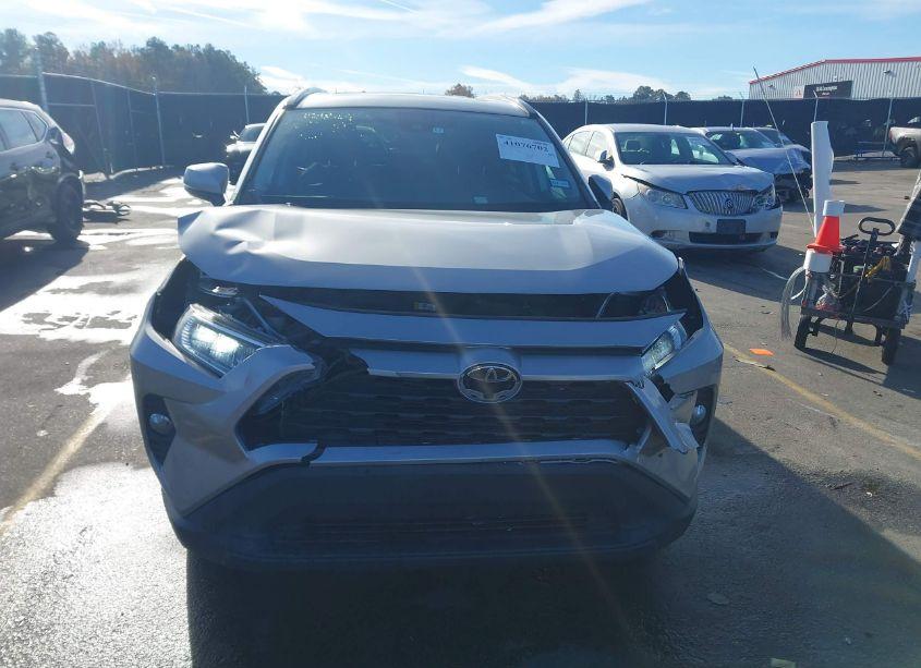 Photo 12 of 2019 Toyota Rav4 XLE (VIN 2T3W1RFV5KW052298)