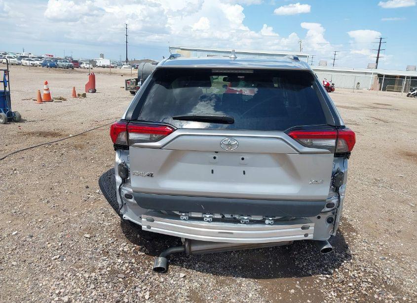 Photo 17 of 2020 Toyota Rav4 XLE (VIN 2T3W1RFV5LW086954)