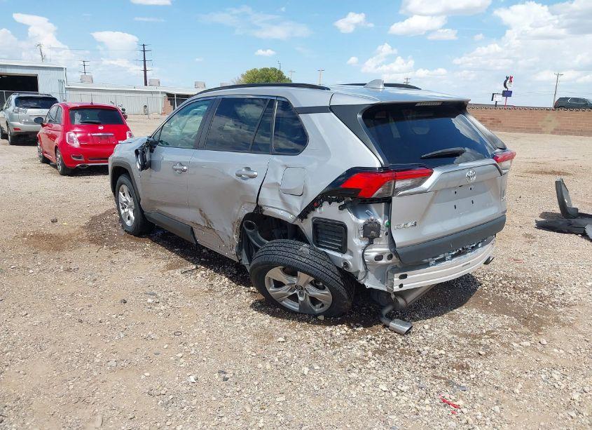 Photo 3 of 2020 Toyota Rav4 XLE (VIN 2T3W1RFV5LW086954)