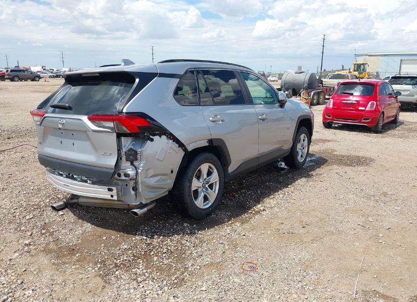 Photo 4 of 2020 Toyota Rav4 XLE (VIN 2T3W1RFV5LW086954)
