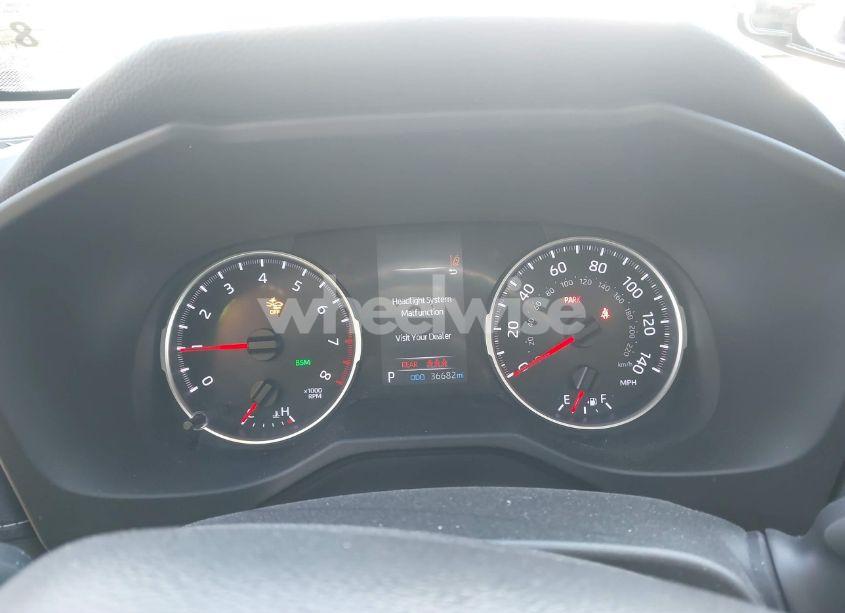 Photo 7 of 2021 Toyota Rav4 XLE (VIN 2T3W1RFV5MC157797)