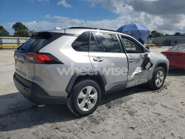 Photo 10 of 2021 TOYOTA RAV4 XLE (VIN 2T3W1RFV5MW118092)