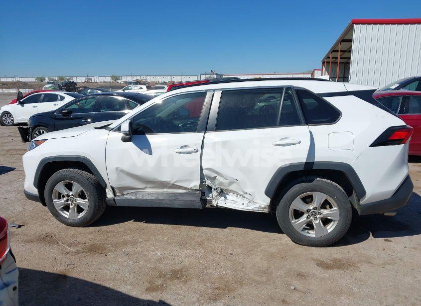 Photo 6 of 2021 Toyota Rav4 XLE (VIN 2T3W1RFV5MW134986)