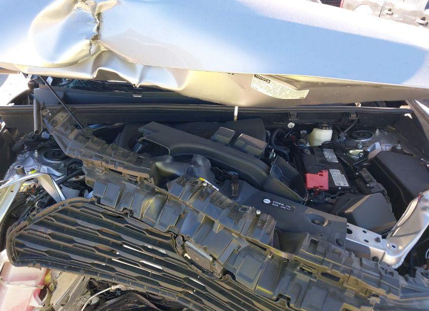 Photo 10 of 2022 Toyota Rav4 XLE (VIN 2T3W1RFV5NC198254)