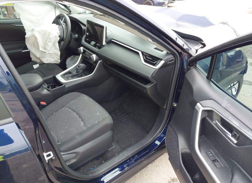 Photo 5 of 2023 Toyota Rav4 XLE (VIN 2T3W1RFV5PW268689)