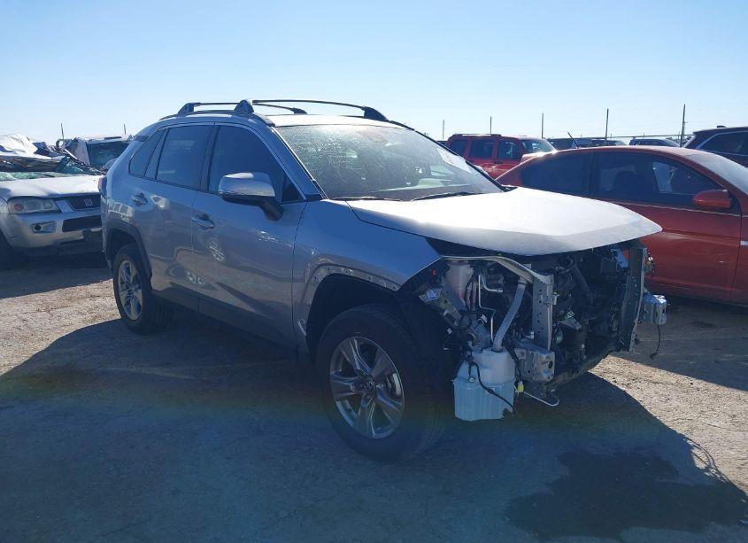 2024 Toyota Rav4 XLE (VIN 2T3W1RFV5RC278062) main photo