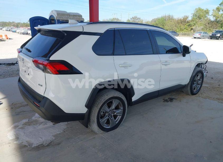 Photo 4 of 2024 Toyota Rav4 XLE (VIN 2T3W1RFV5RC286212)