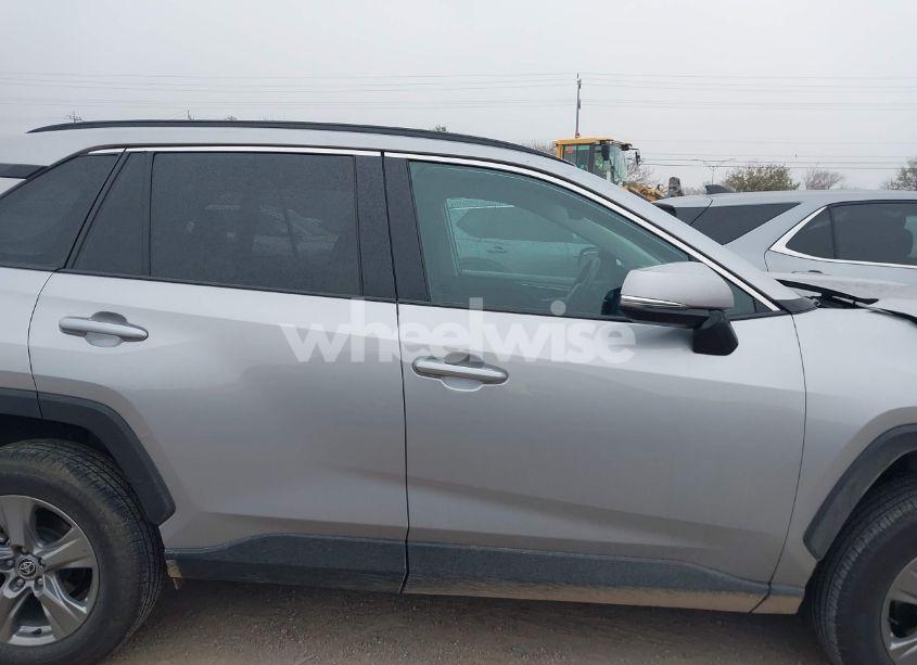 Photo 13 of 2024 Toyota Rav4 XLE (VIN 2T3W1RFV5RW316436)