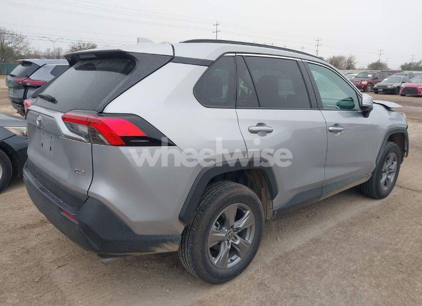 Photo 4 of 2024 Toyota Rav4 XLE (VIN 2T3W1RFV5RW316436)