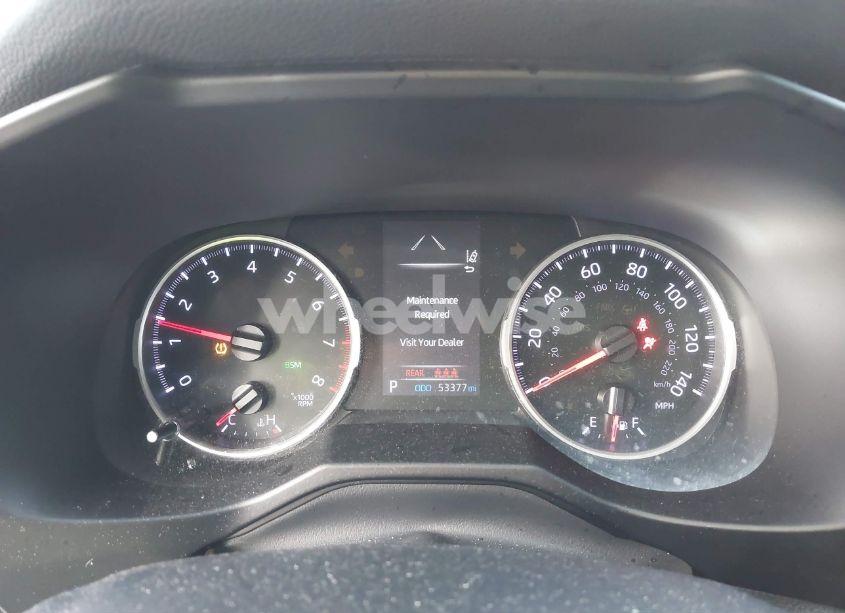 Photo 7 of 2020 Toyota Rav4 XLE (VIN 2T3W1RFV6LC057447)
