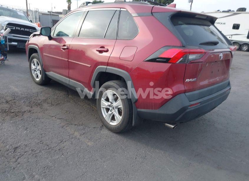 Photo 3 of 2020 Toyota Rav4 XLE (VIN 2T3W1RFV6LW079950)