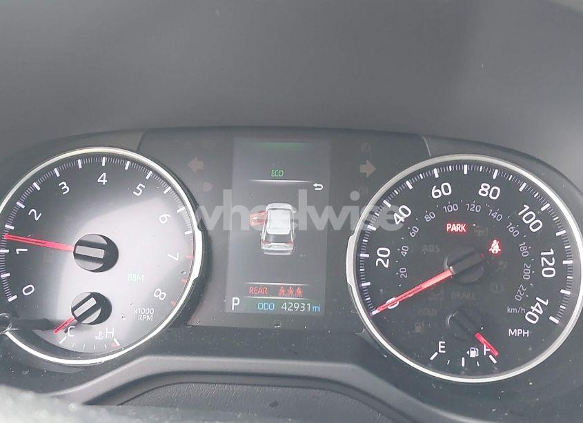 Photo 7 of 2020 Toyota Rav4 XLE (VIN 2T3W1RFV6LW079950)
