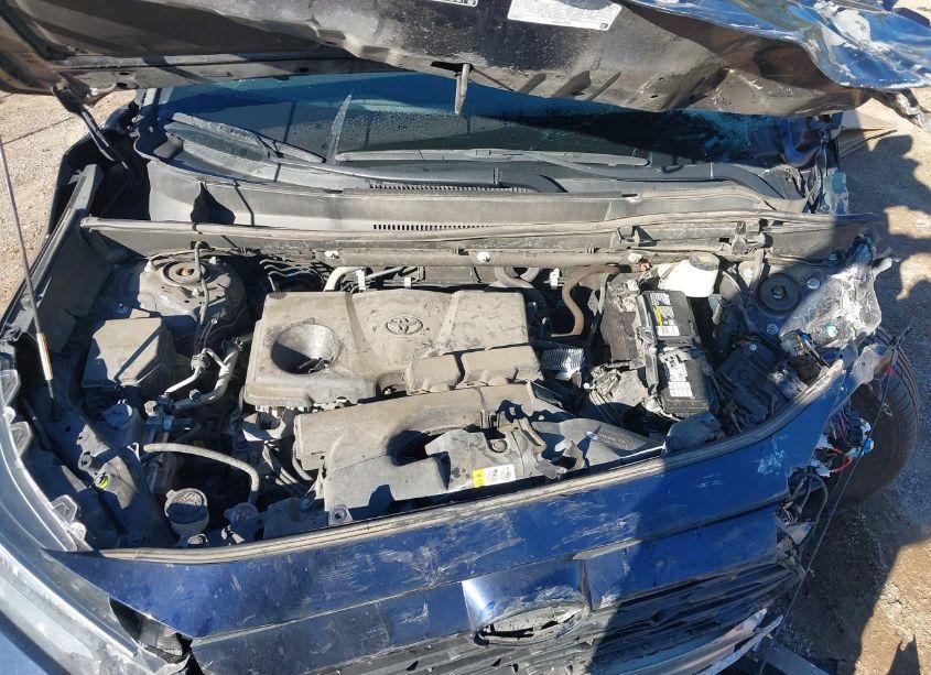 Photo 10 of 2020 Toyota Rav4 XLE (VIN 2T3W1RFV6LW082458)