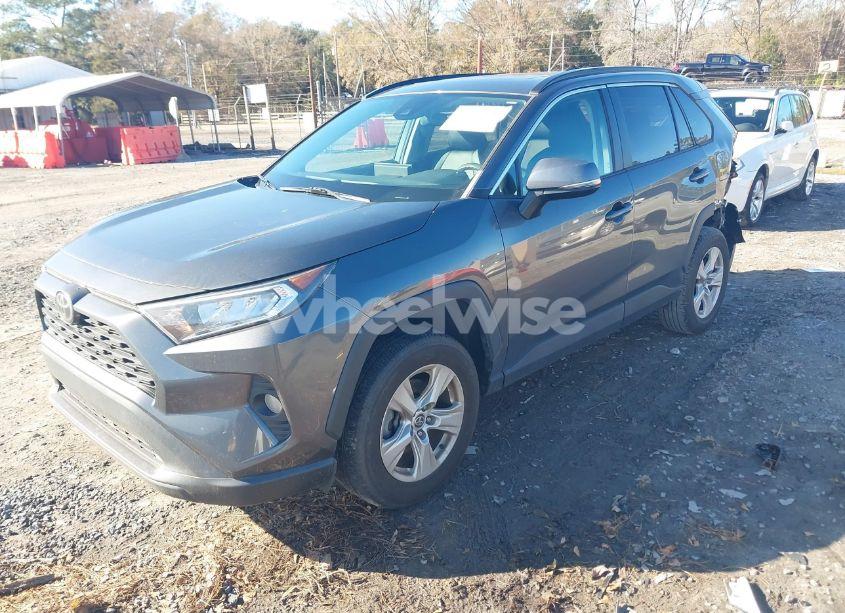 Photo 2 of 2021 Toyota Rav4 XLE (VIN 2T3W1RFV6MC141933)