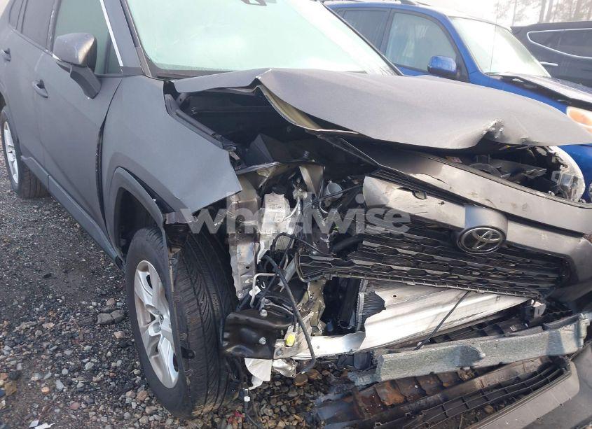 Photo 6 of 2021 Toyota Rav4 XLE (VIN 2T3W1RFV6MC144332)