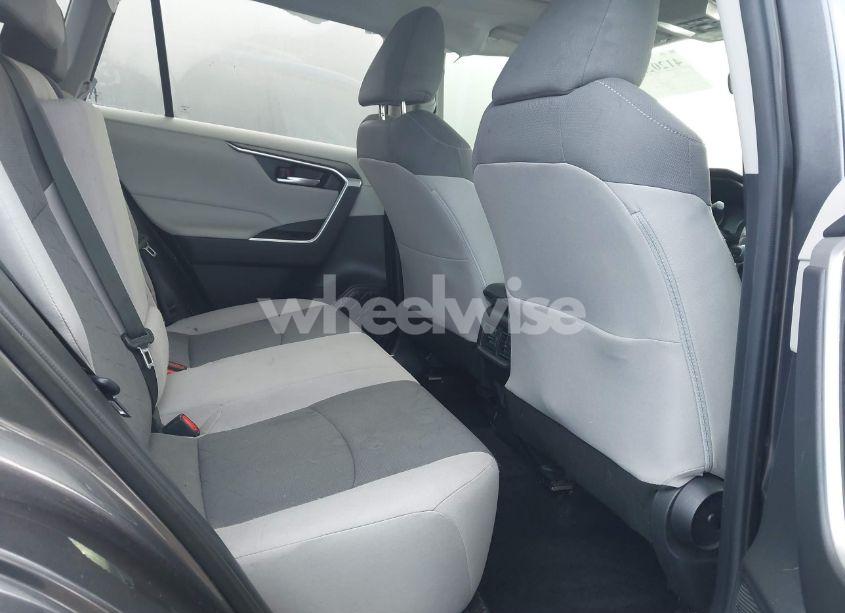 Photo 8 of 2021 Toyota Rav4 XLE (VIN 2T3W1RFV6MC144332)