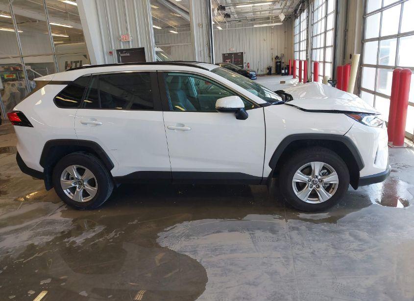 Photo 13 of 2021 Toyota Rav4 XLE (VIN 2T3W1RFV6MC160269)