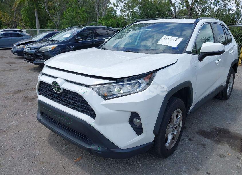 Photo 6 of 2021 Toyota Rav4 XLE (VIN 2T3W1RFV6MC171885)