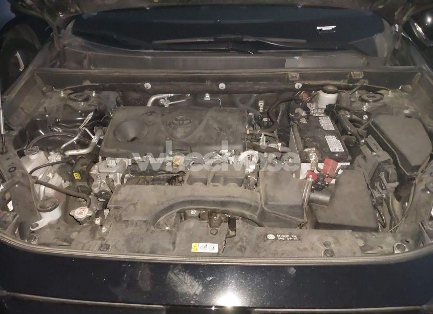 Photo 10 of 2022 Toyota Rav4 XLE (VIN 2T3W1RFV6NC186291)