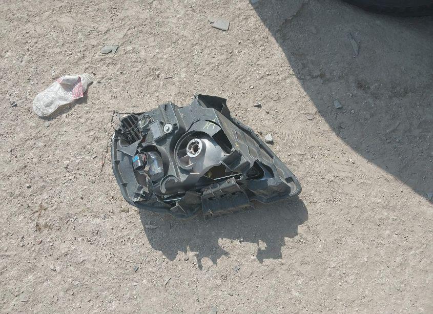 Photo 11 of 2022 Toyota Rav4 XLE (VIN 2T3W1RFV6NC195086)