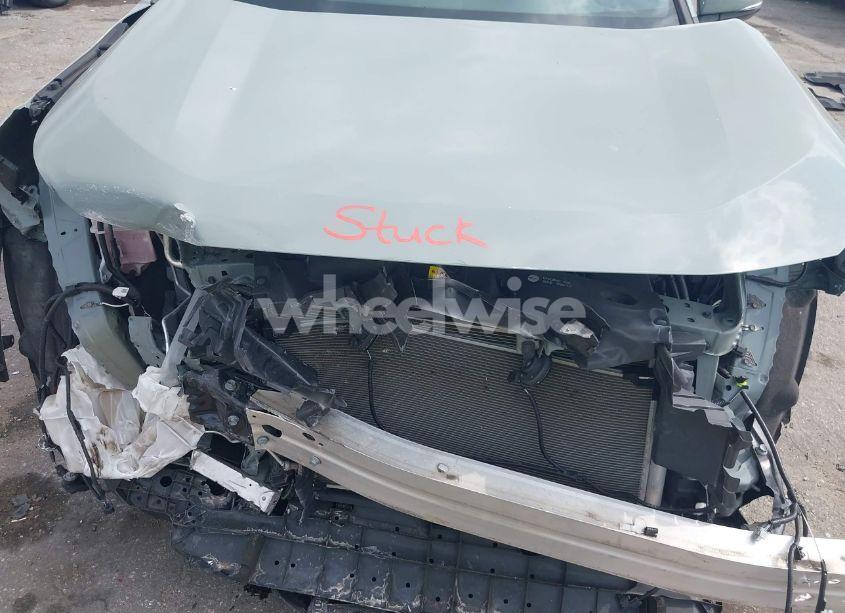 Photo 10 of 2022 Toyota Rav4 XLE (VIN 2T3W1RFV6NW202004)