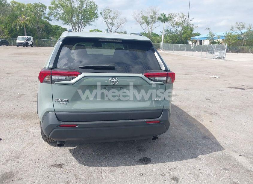 Photo 17 of 2022 Toyota Rav4 XLE (VIN 2T3W1RFV6NW202004)