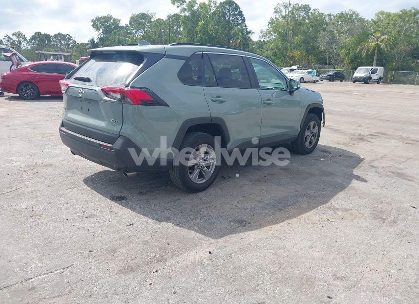 Photo 4 of 2022 Toyota Rav4 XLE (VIN 2T3W1RFV6NW202004)