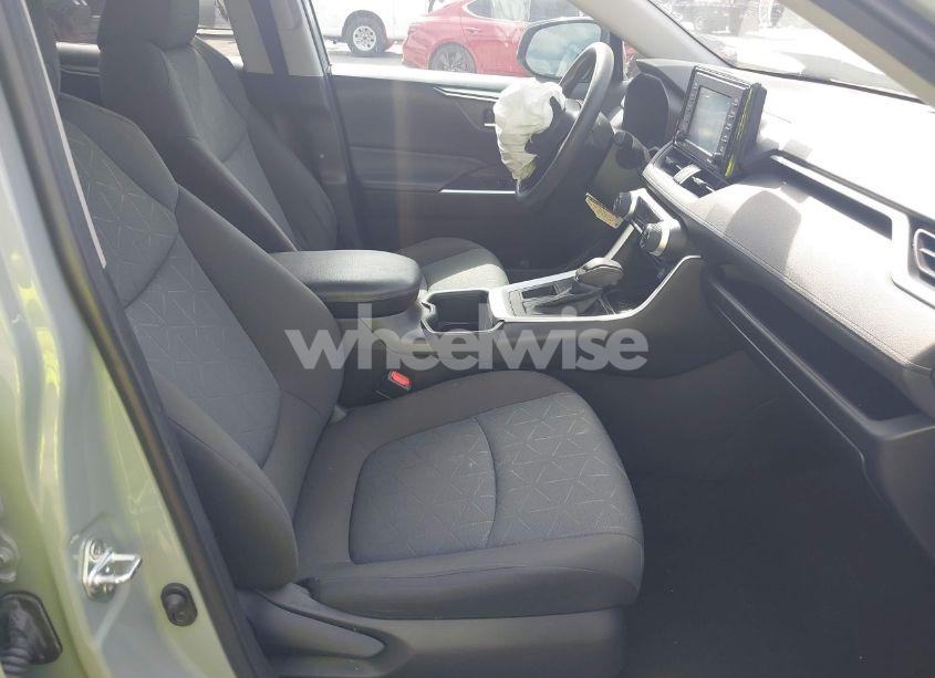 Photo 5 of 2022 Toyota Rav4 XLE (VIN 2T3W1RFV6NW202004)