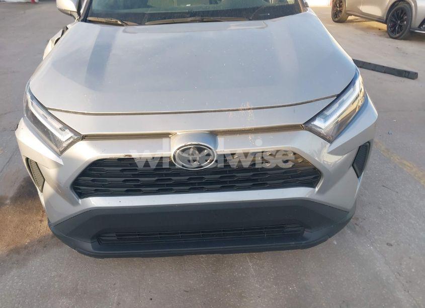 Photo 12 of 2022 Toyota Rav4 XLE (VIN 2T3W1RFV6NW205047)