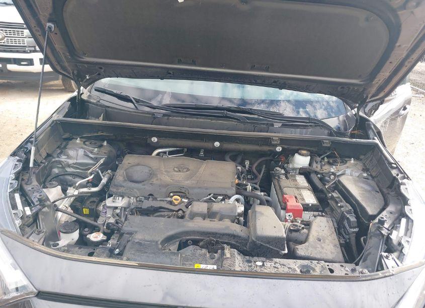 Photo 10 of 2022 Toyota Rav4 XLE (VIN 2T3W1RFV6NW216209)