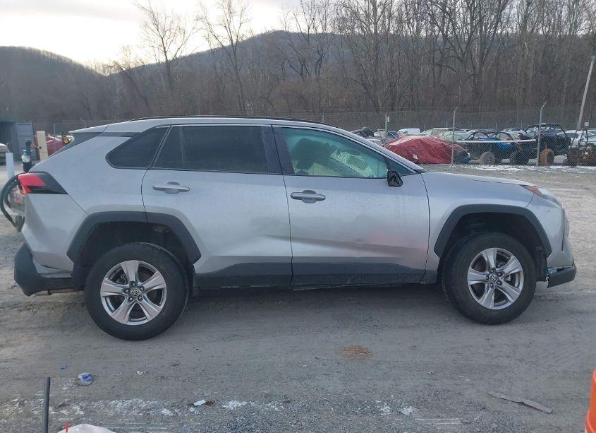 Photo 12 of 2023 Toyota Rav4 XLE (VIN 2T3W1RFV6PC243611)