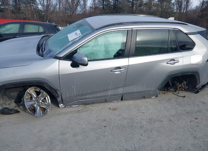 Photo 6 of 2023 Toyota Rav4 XLE (VIN 2T3W1RFV6PC243611)