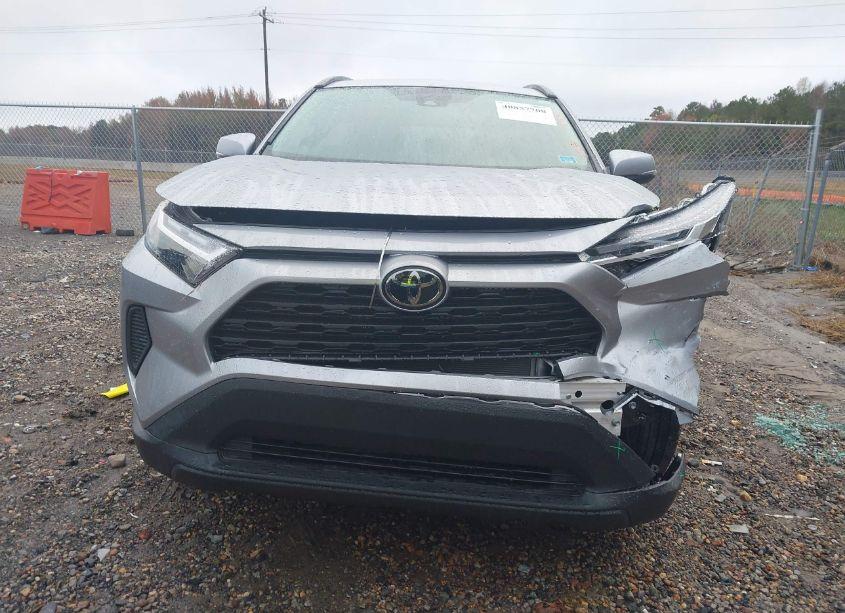 Photo 12 of 2024 Toyota Rav4 XLE (VIN 2T3W1RFV6RC272383)