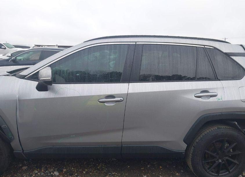 Photo 14 of 2024 Toyota Rav4 XLE (VIN 2T3W1RFV6RC272383)