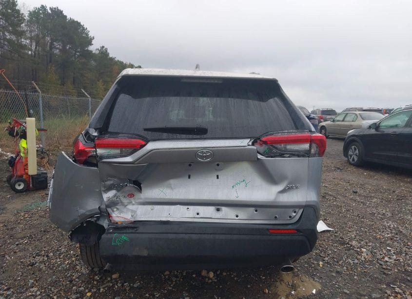 Photo 16 of 2024 Toyota Rav4 XLE (VIN 2T3W1RFV6RC272383)